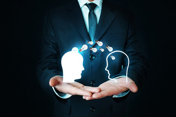 在广州南站怎样最快坐车到从化-如果要到别的汽车站做大概要坐什么车.要多久可以帮我列出来吗-