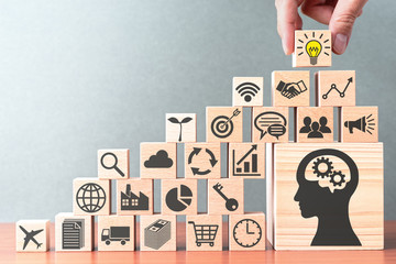 快递业进去百亿时代给物流带来的机遇和挑战