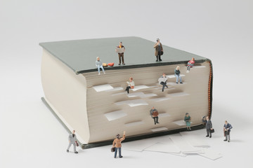 在广州南站怎样最快坐车到从化-如果要到别的汽车站做大概要坐什么车.要多久可以帮我列出来吗-