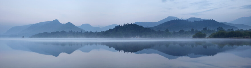 花西子翡翠气垫和玉容气垫怎么选
