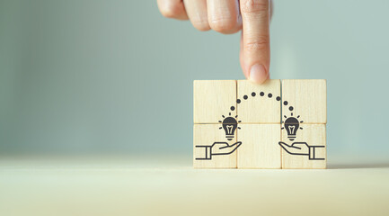 花西子翡翠气垫和玉容气垫怎么选