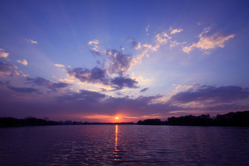 快递业进去百亿时代给物流带来的机遇和挑战